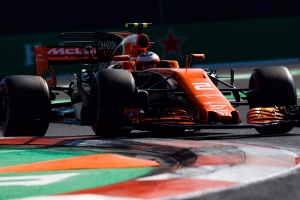 Vandoorne en el foro sol