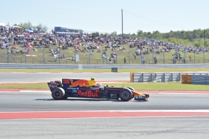 Verstappen hace el show