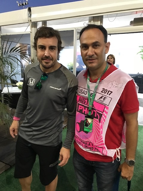 Alejandro BulleGoyri y Fernando Alonso Paddock del GP de EUA. COTA 2017. Foto: @omarketingf1