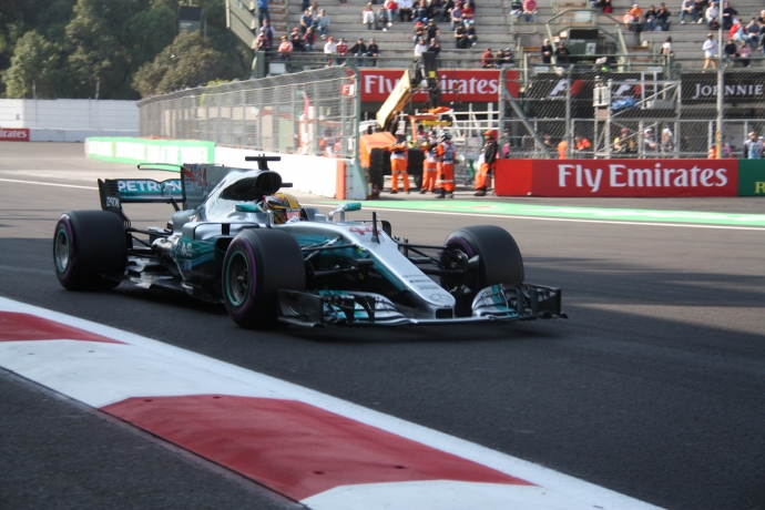 Lewis Hamilton - Mercedes / Foro Sol - Gran Premio de México 2017 / Autódromo Hermanos Rodríguez. Foto: Omar Álvarez - @omarketingf1