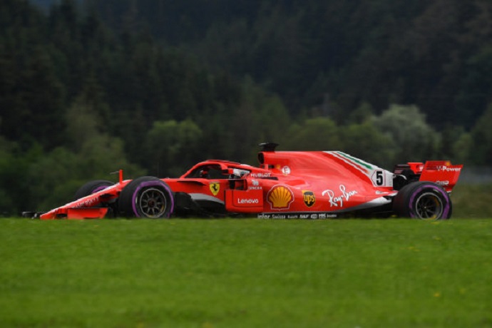 Sábado en Austria-Ferrari: Vettel penaliza y saldrá 6º; Kimi lo hará en tercer lugar