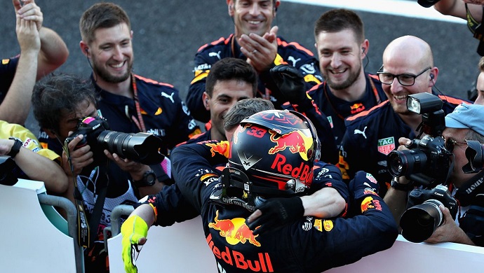 Domingo en Japón-Red Bull: Verstappen finiquita las opciones de Vettel