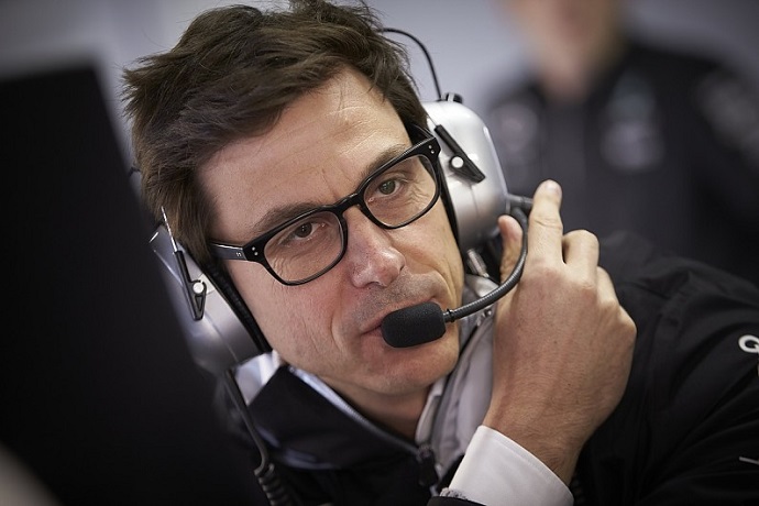 Wolff no se fía de nadie para 2019: "Desde Ferrari hasta Williams"