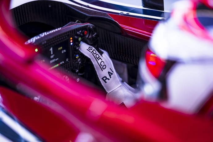 Domingo en Australia - Alfa Romeo: Primeros puntos de la temporada son de 'Iceman'