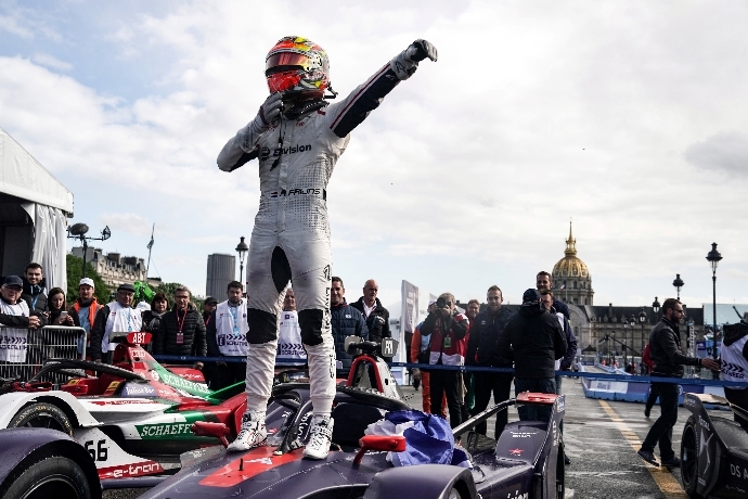 Frinjs brilla en un húmedo París ePrix