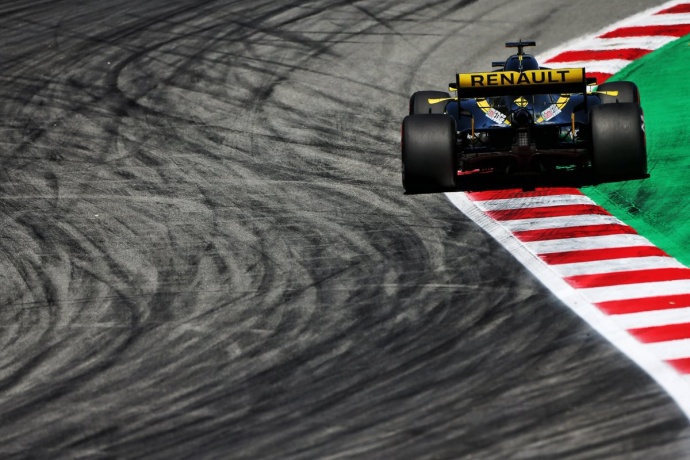 Sábado en España - Renault: Ricciardo salva los muebles tras el error de Hülkenberg