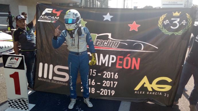 Jak Crawford vence en la primera carrera de la gran final de la FIA F4 Nacam en la Ciudad de México
