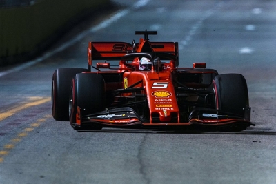 La crónica GP de Singapur - Ferrari hace historia en Marina Bay y se lleva el 1-2