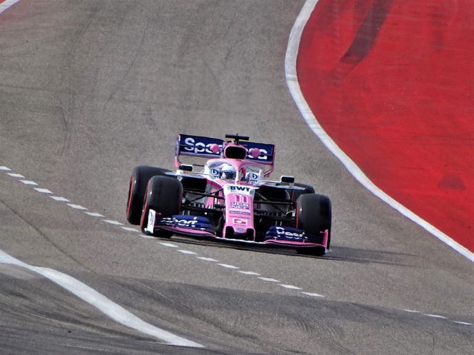 Domingo en Estados Unidos - Racing Point y Checo remontan espectacularmente 10 posiciones y rescatan 1 punto