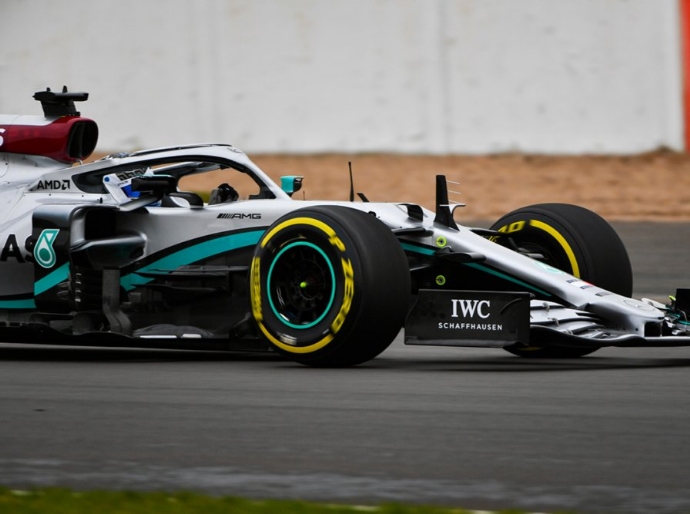 Mercedes le sube la temperatura al 2020 