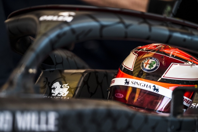 El Alfa Romeo de 2020 da sus primeras vueltas con Raikkonen al mando