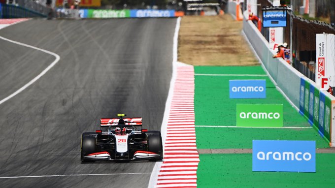 Viernes en España - Haas sorprende con la buena actuación de Grosjean