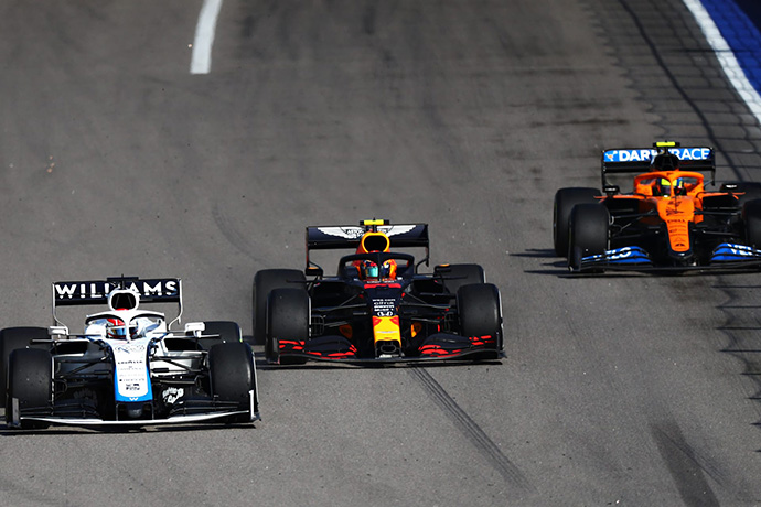 Domingo en Rusia - Red Bull: Verstappen vuelve al podium con un segundo puesto