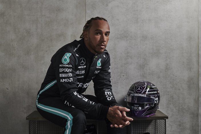 Hamilton explica su renovación de un año con Mercedes