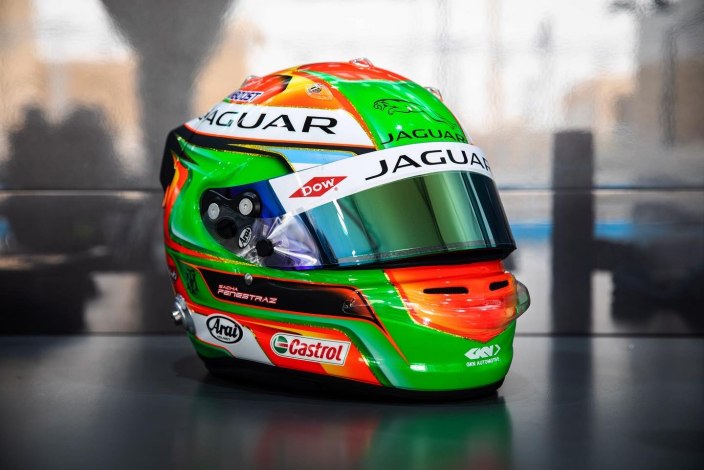 Sacha Fenestraz es el "tercer mosquetero" de Jaguar Racing