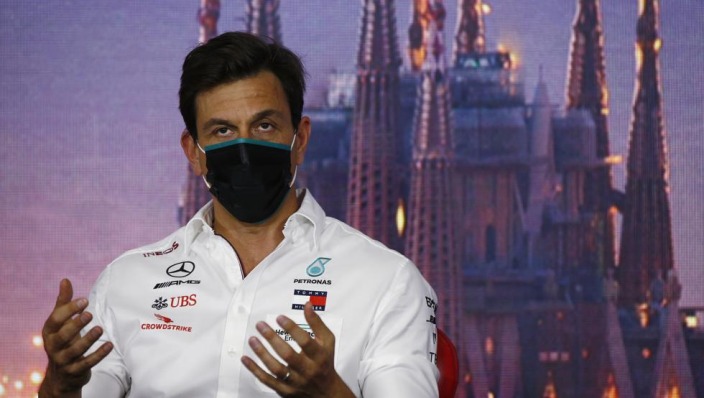 Wolff admite que son sus semanas "más difíciles" en Mercedes