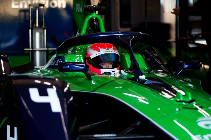 Stoffel Vandoorne (Mercedes-EQ) lidera las pruebas en el Circuito Ricardo Tormo