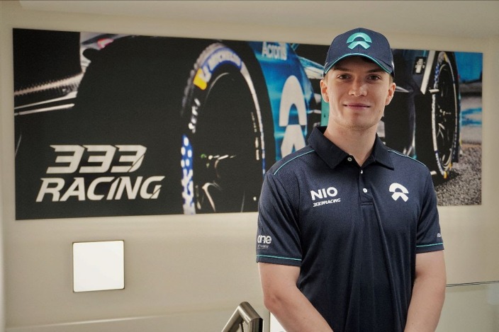 Dan Ticktum firma con NIO 333