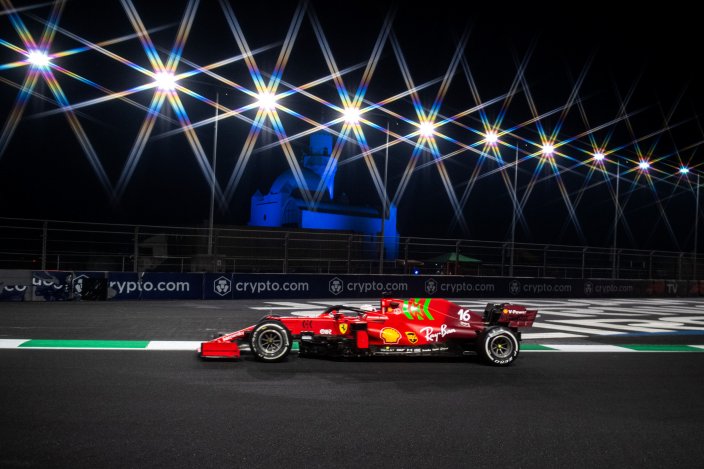 Domingo en Arabia Saudí - Ferrari, sólido, afianza su tercer puesto en el mundial