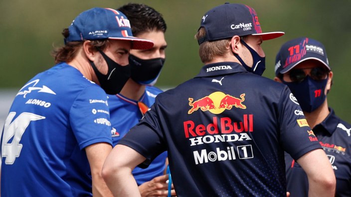 Verstappen fantasea con luchar por victorias con Alonso: "Es un luchador"