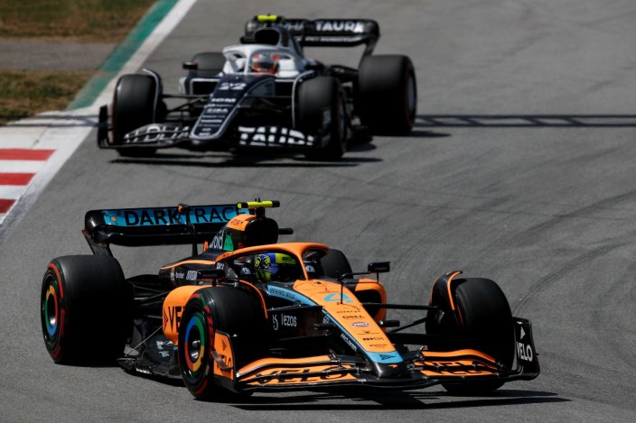 Domingo en España - McLaren y un indispuesto Norris se llevan 4 puntos de Barcelona
