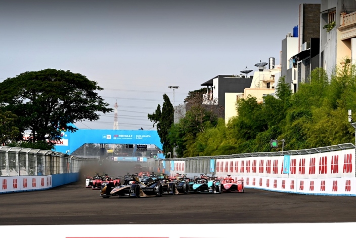 Mitch Evans gana el inaugural #JakartaEPrix