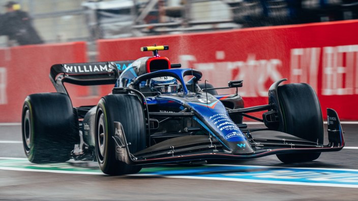 Domingo en Japón - Williams: Latifi aprovecha el caos y anota sus primeros puntos de la temporada