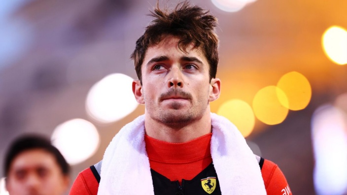 Leclerc y Ferrari, una renovación que se tambalea, según la prensa italiana